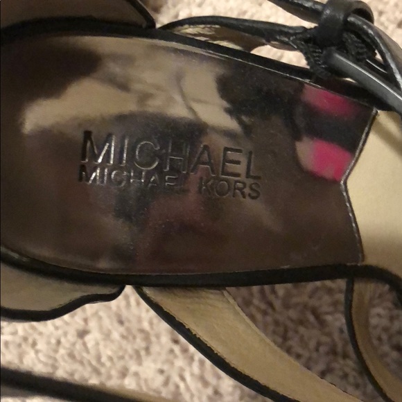 Michael Kors sandals - Picture 4 of 4